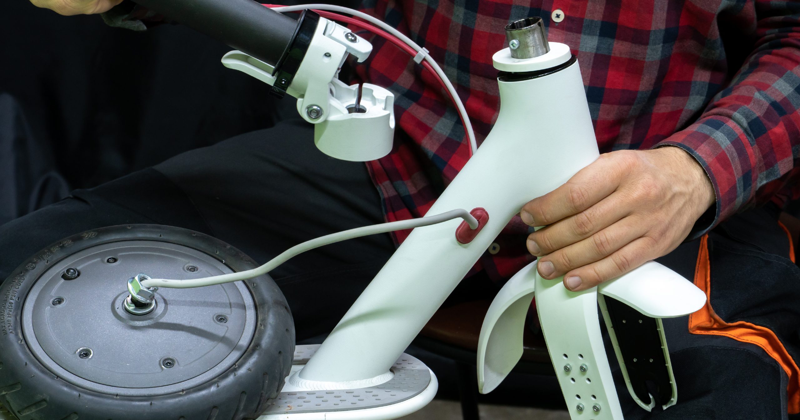 Atelier réparation trottinette électrique Xiaomi à Lyon